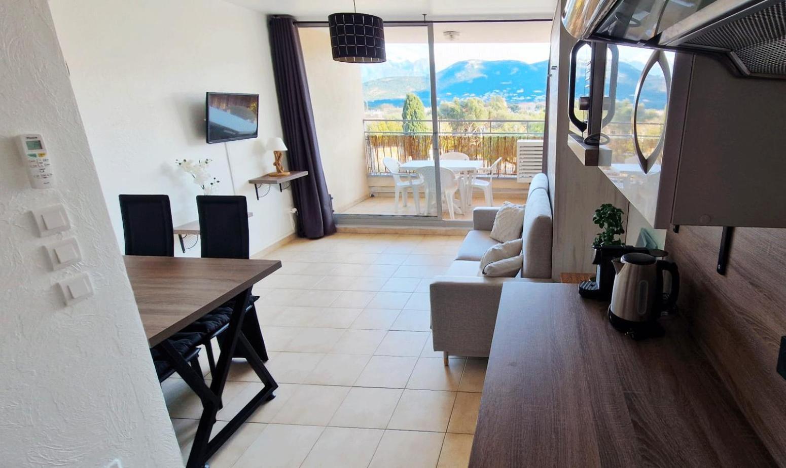 Residence Les Mimosas Calvi  Exterior photo